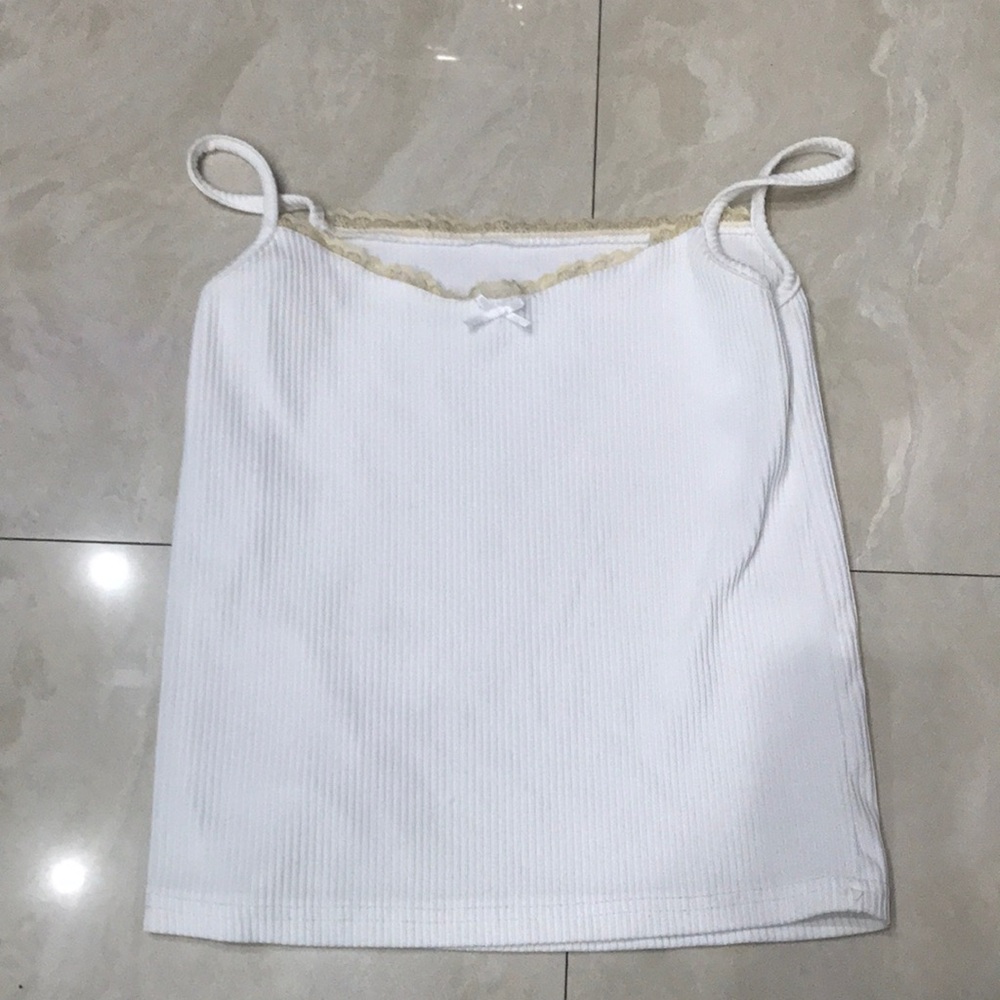 Elegant White Lace Trim Women's Top